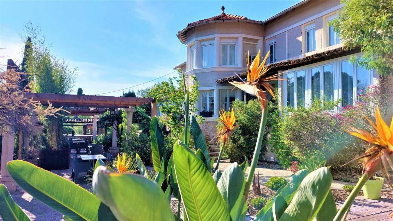 Hotel Les Jardins De Bormes, Sauna & Jacuzzi Екстериор снимка