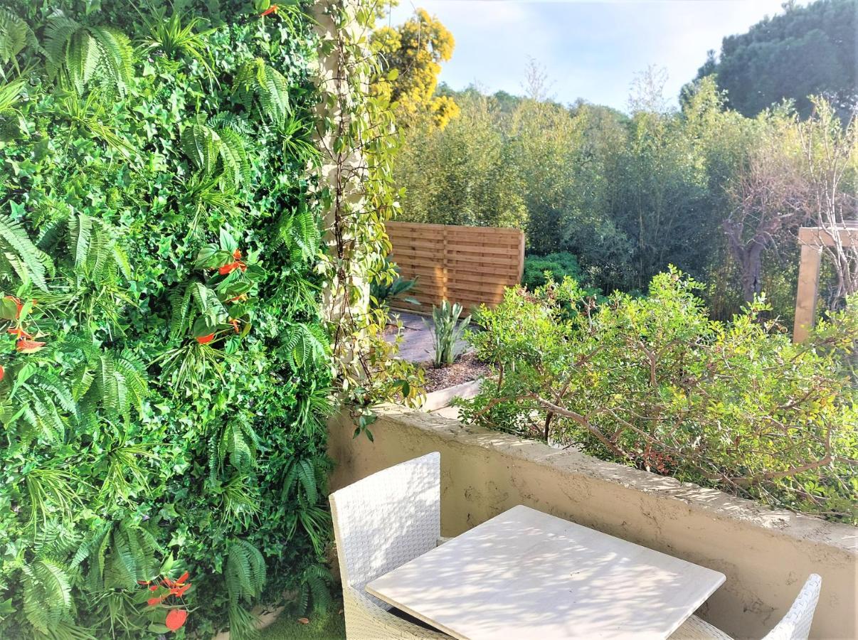Hotel Les Jardins De Bormes, Sauna & Jacuzzi Екстериор снимка