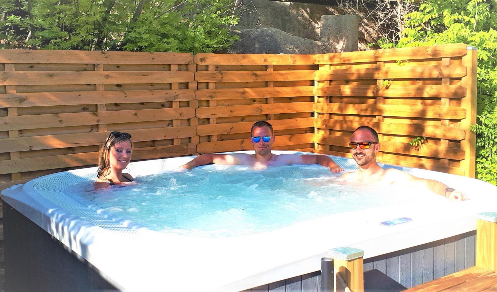 Hotel Les Jardins De Bormes, Sauna & Jacuzzi Екстериор снимка