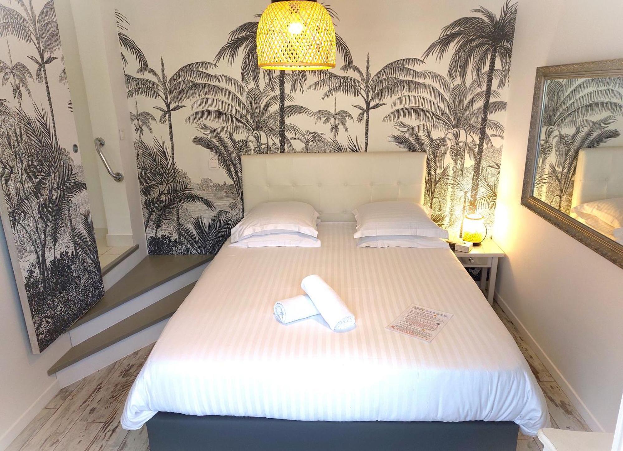 Hotel Les Jardins De Bormes, Sauna & Jacuzzi Стая снимка