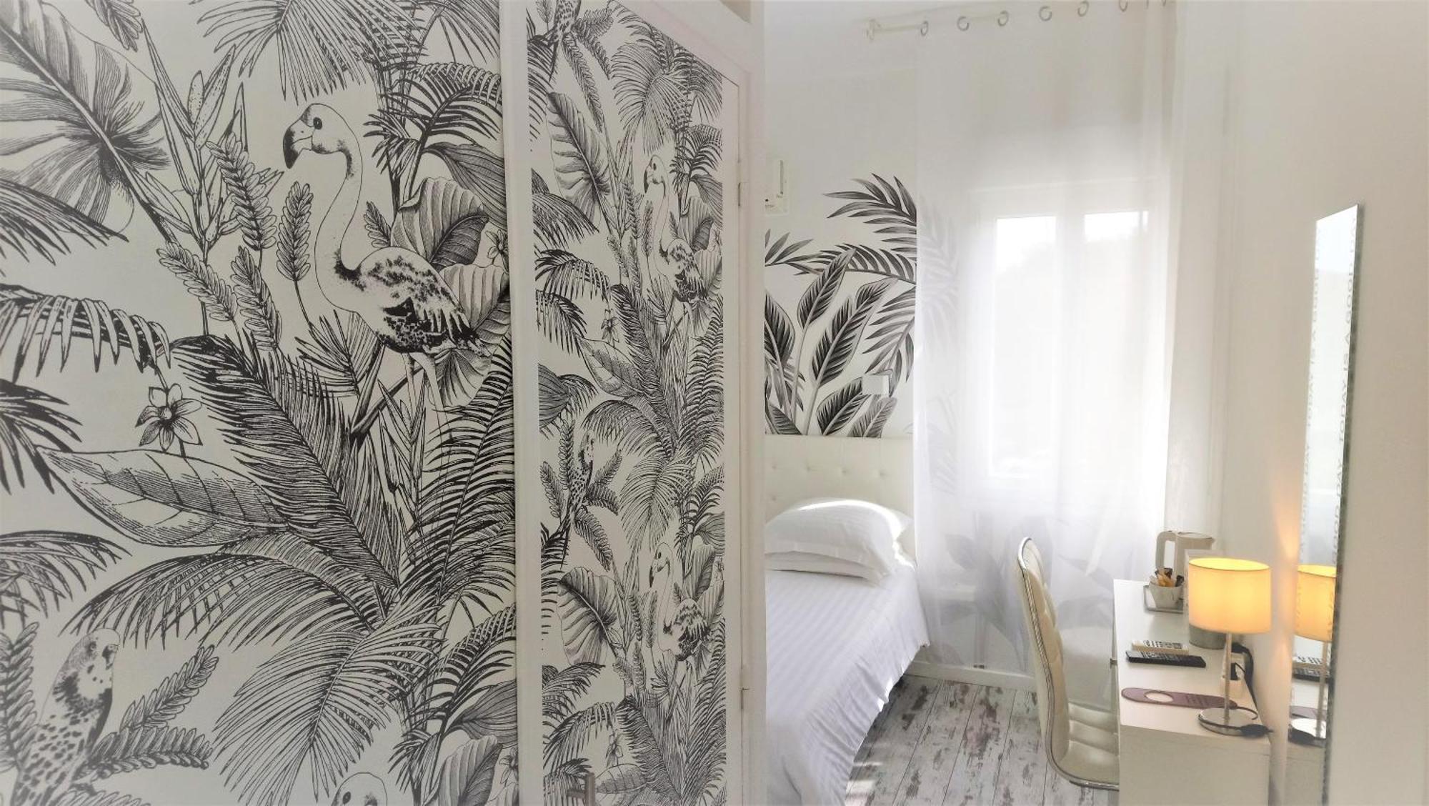 Hotel Les Jardins De Bormes, Sauna & Jacuzzi Стая снимка
