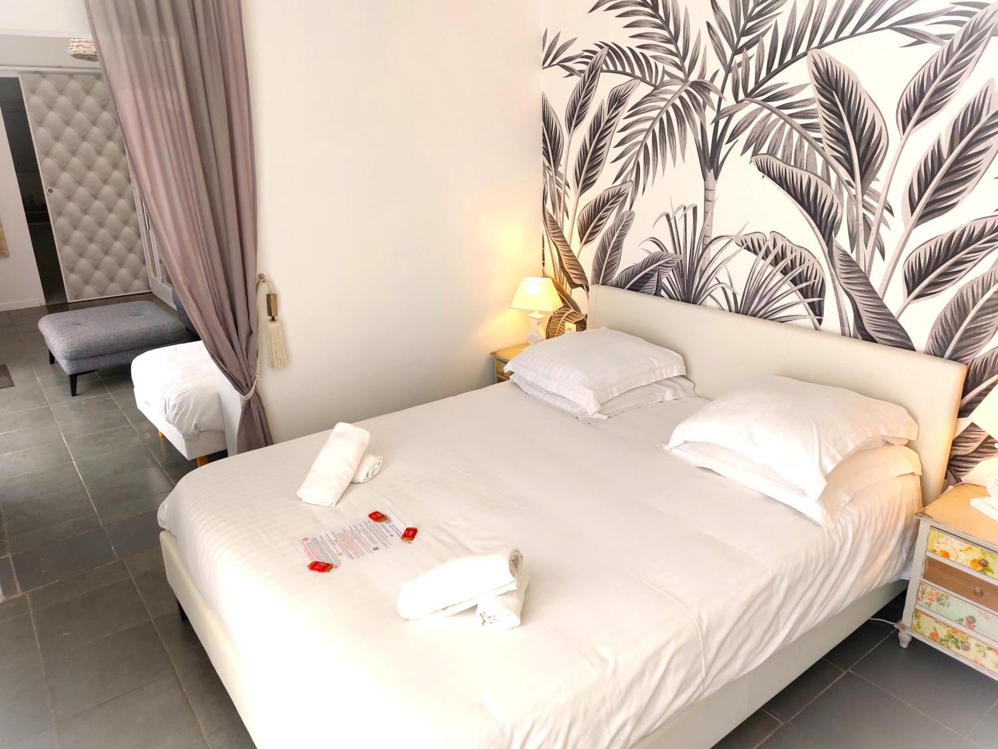 Hotel Les Jardins De Bormes, Sauna & Jacuzzi Стая снимка