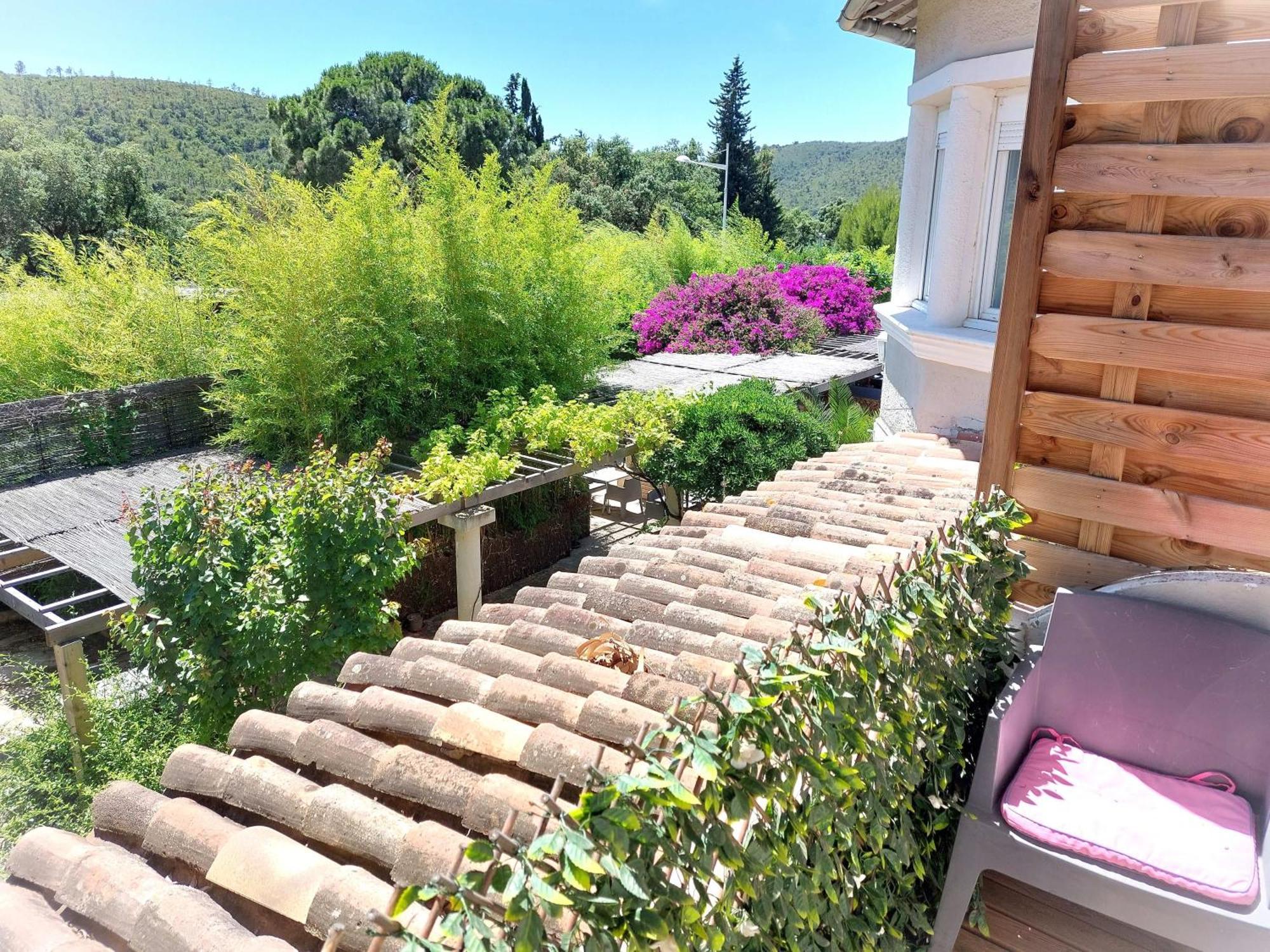 Hotel Les Jardins De Bormes, Sauna & Jacuzzi Стая снимка